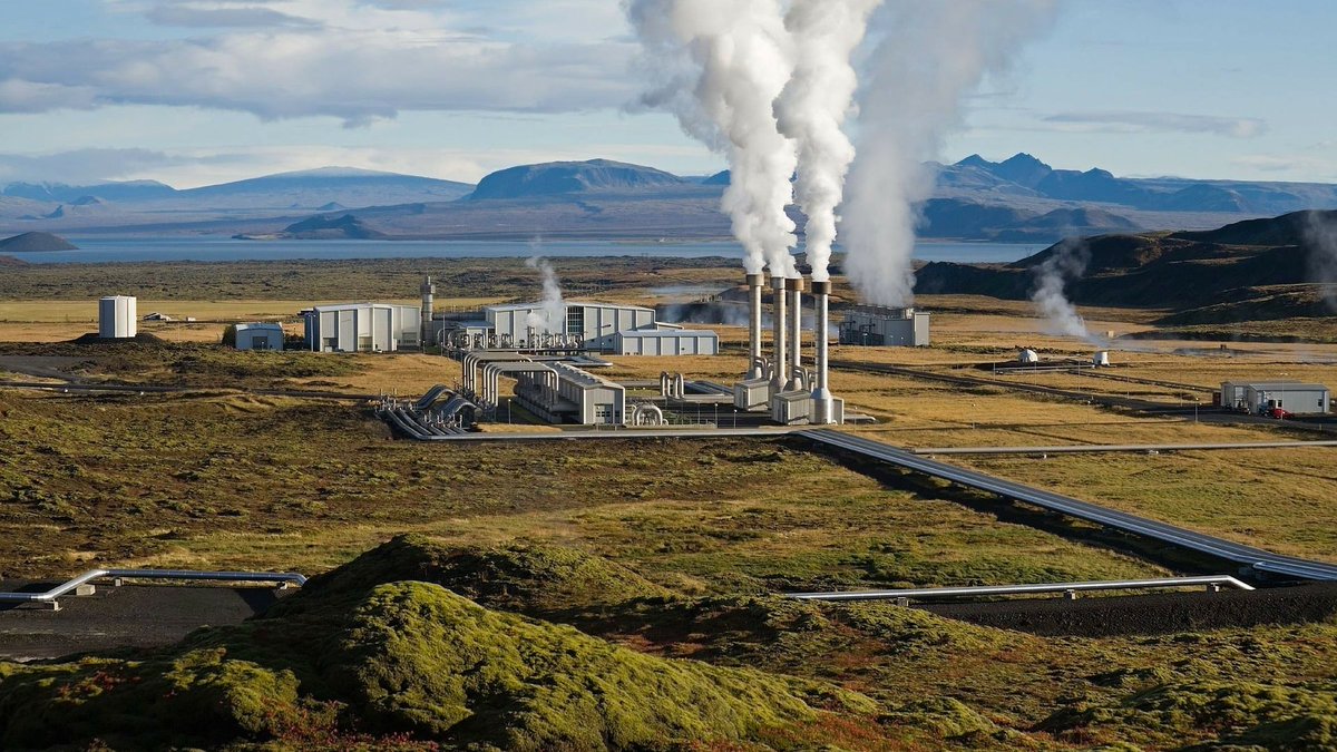 shambanetwork's tweet photo. Kenya’s bold step: 100% green power by 2030 &amp; net zero by 2050 — what it means for Africa’s energy future. 🧵 https://t.co/EYbdId1Jsz