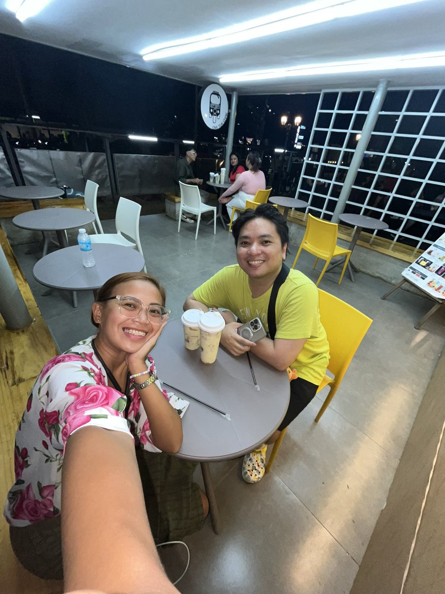 itsmarjofficial's tweet photo. Day 6 with almost 12k steps rank 2 😂

Thai milktea night with Nolan Skii 😊

#PokemonGo #PoGoVirtualFunWalk #milktea #milkteanight #ITPark https://t.co/gx0Z5aakkL