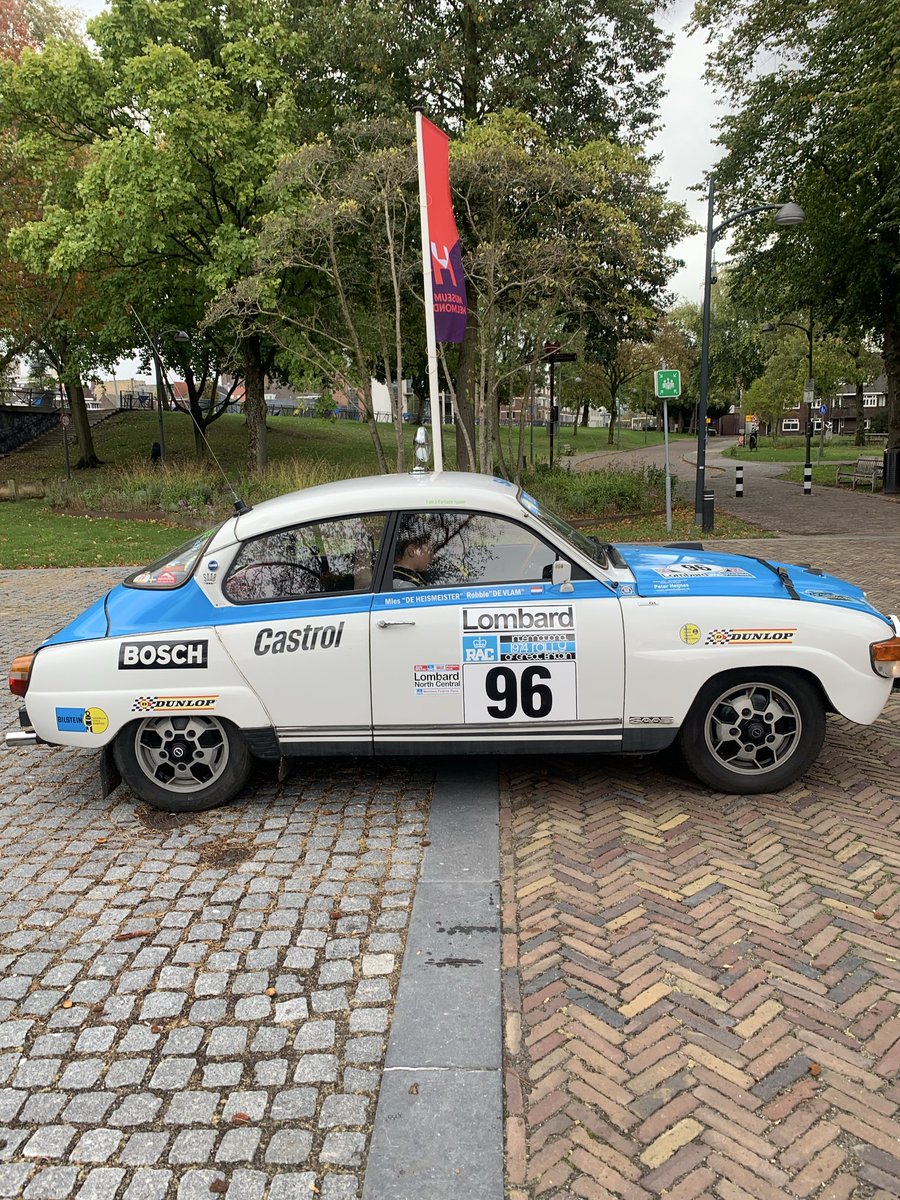 Number 200!!!!! Ready for the Guinness book of Records who knows. I guess no one has parked a SAAB near to 200 unique SAABs in the world. Spread the word!  Number 200!!!! is a beautiful 96 V4 from Helmond.
