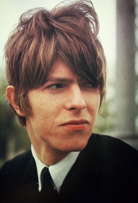 facebook.com/share/p/179dcf… 
#BowieForever Happy Manic Monday Wishing all Kooks&amp;Friends a wonderful new week be kind Sending love to all⚡️🕊️ <a href="/DavidBowieReal/">David Bowie Official</a> <a href="/2006Giuliana/">Jul</a> <a href="/AnneMarieMoon12/">Anne Marie Mooney</a> <a href="/martine_V87/">⚡martine⚡</a> <a href="/LadySta48110705/">LadyStardust</a> <a href="/Tzipor336/">Tatiana אסתרLiberman</a> <a href="/LazyStardust5/">Lazy Stardust</a> and all Bowie fans &amp; friends