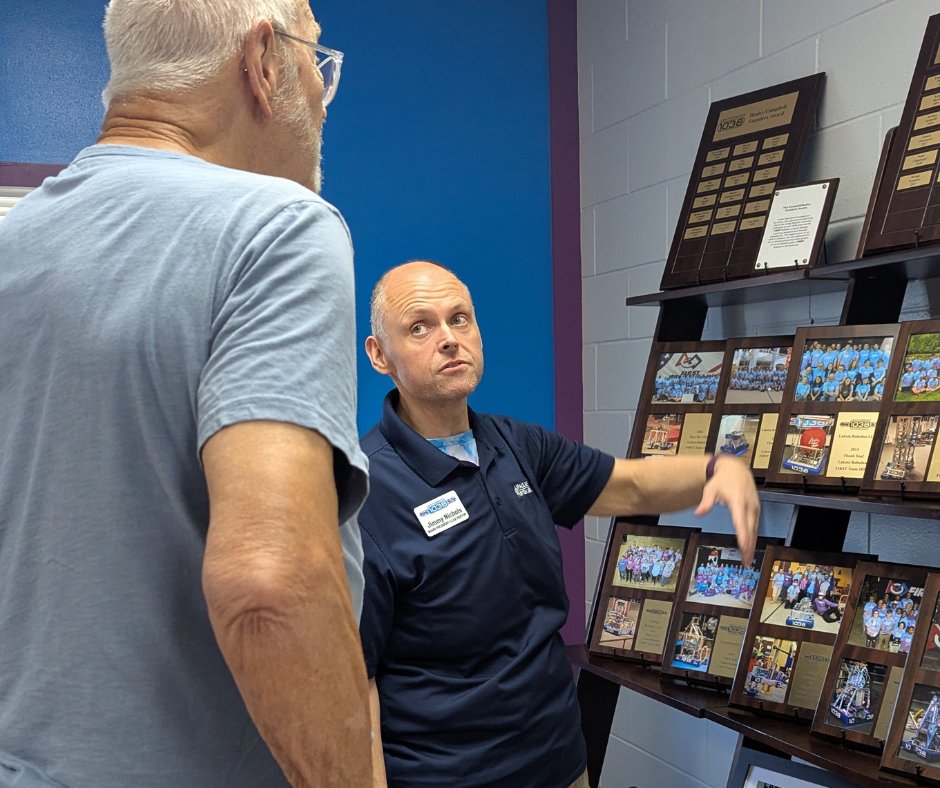 LakotaRobotics's tweet image. Special visitor alert! 🤖 Bill Vinnage, one of our original mentors and a 2004 Woodie Flowers Finalist, stopped by the Paul George STEM Center to see “Big Bill,” our 2004 robot named after him! 💙💜 #omgrobots #FIRSTrobotics #LakotaRobotics