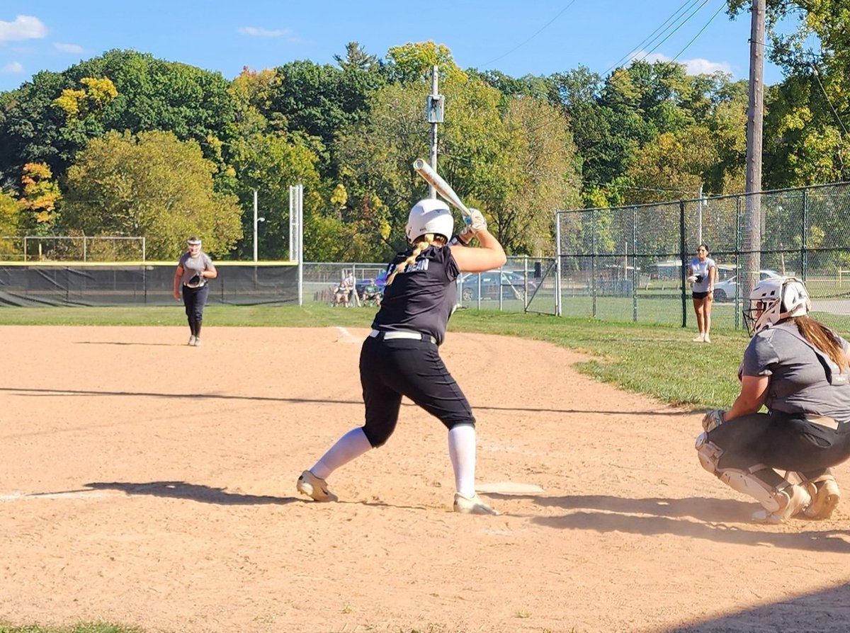 Ohio Hurricanes Softball tweet media