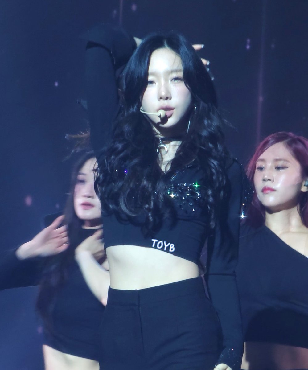 사랑해💜
#Perfect10seWithTaeyeon
#HappyTAENGTH
#태연아_우리의_10년은_너였어