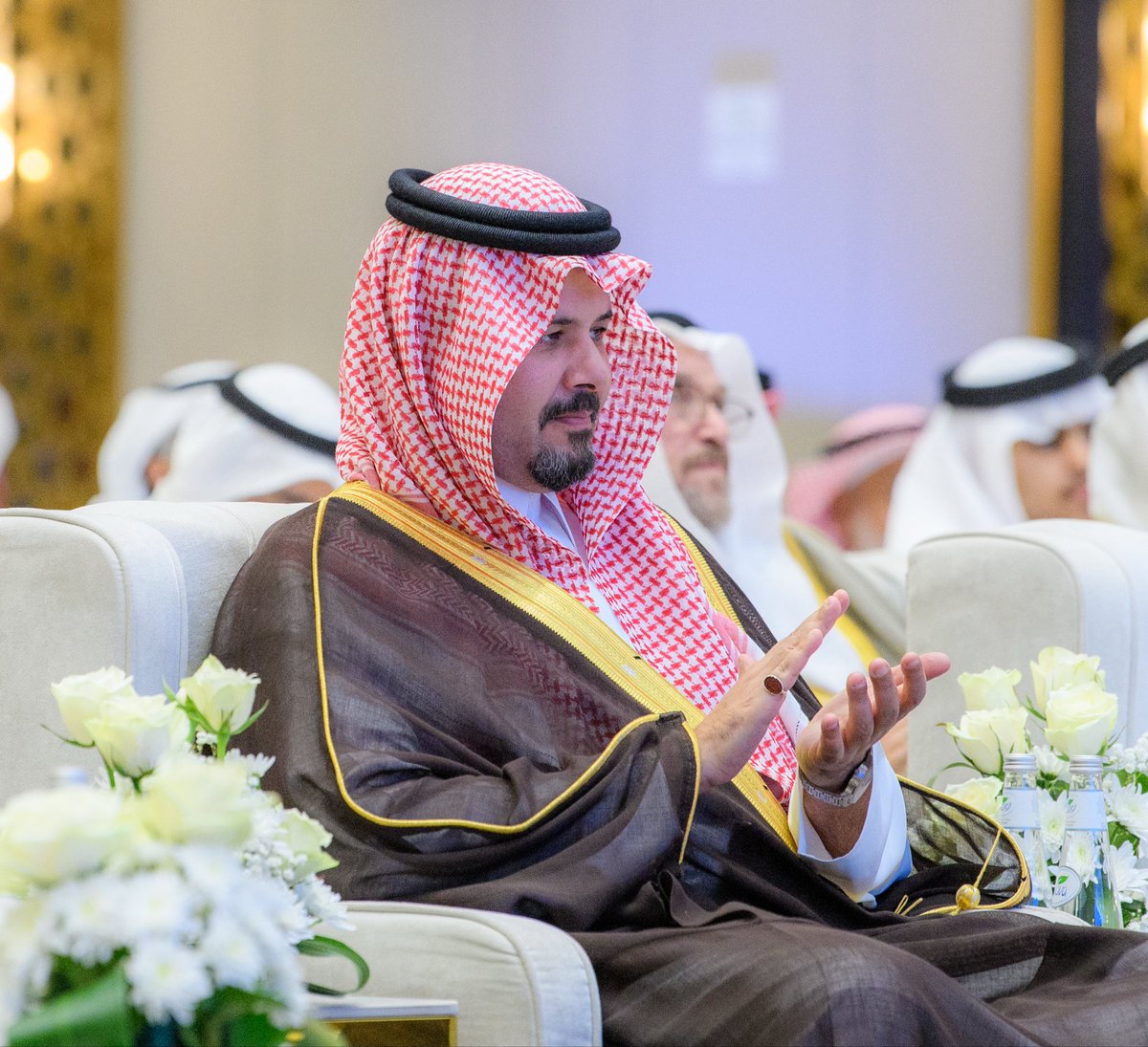 imarat_almadina's tweet image. سمو أمير منطقة #المدينة_المنورة #سلمان_بن_سلطان، يرعى حفل افتتاح ملتقى «وظيفتي بقيمي»، الذي تنظمه جمعية البر بالمنطقة @biralmadinah في مقر غرفة المدينة.