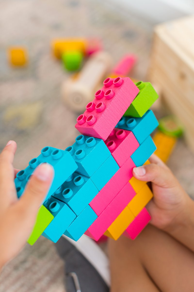 ukidz_toys's tweet image. ONCE KIDS Eco-bricks 😊😉😘
ukidztoys.com/collections/on…
Benefits:
- Natural and Biodegradable
- FSC Certified Wood Construction Blocks
- Non-Toxic Water-Base Color
#ukidztoys #woodtoys #constructor #toys #diy #art