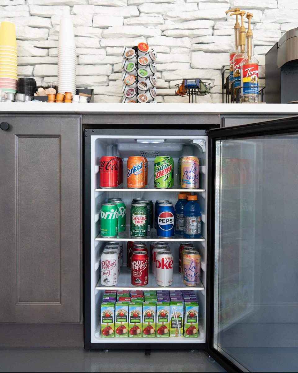 Take a break, grab a drink, and make yourself at home. From sodas to juice boxes, our lobby fridge is fully stocked to keep you refreshed during your visit!🧃✨ 

#FamilyFirstER #AtascocitaTX #PatientComfort #24HourER #EmergencyCare #CommunityFirst