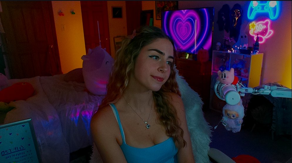 betaghostTV's tweet photo. LIVE with our Partner Push ⋆˚࿔♡

every 5 gifted = temporary halloween tattoo 🎃 ̟࿔*:⋆

https://t.co/miBxpDuamu https://t.co/y5SzGIoZEG