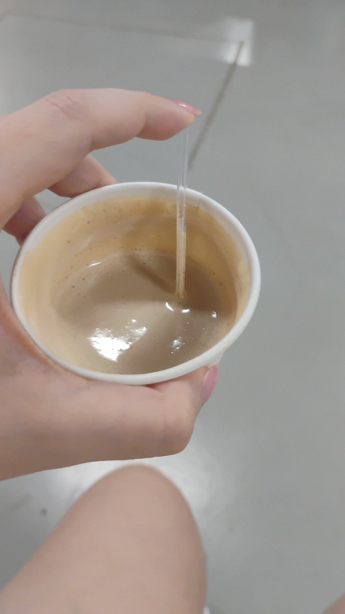 jhoartsbr's tweet photo. Cafezin antes da aula de arte https://t.co/0qojyqBZ6U