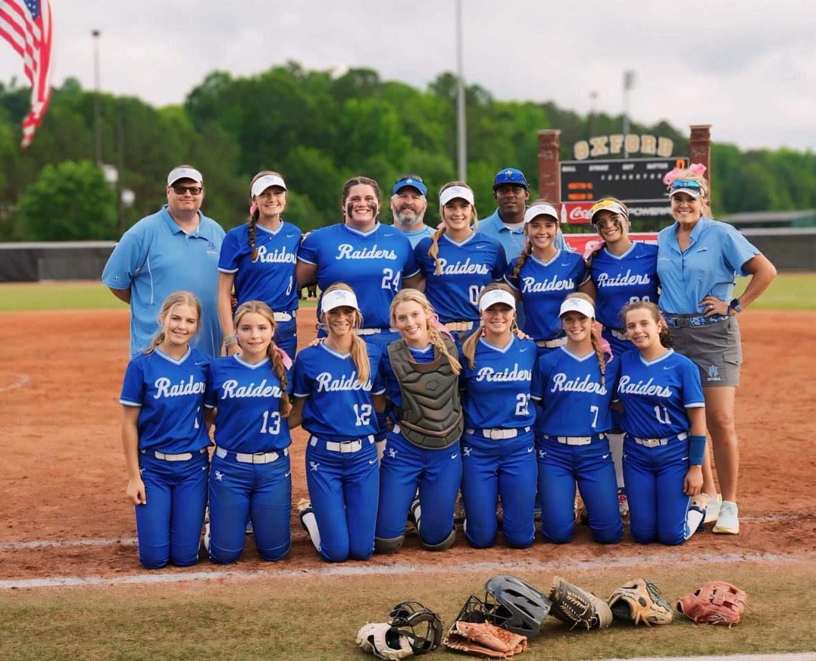 em1lyadams's tweet photo. Happy Coaches Day🥳🥳 grateful for each and every one of them!! https://t.co/ottHc2up2D
