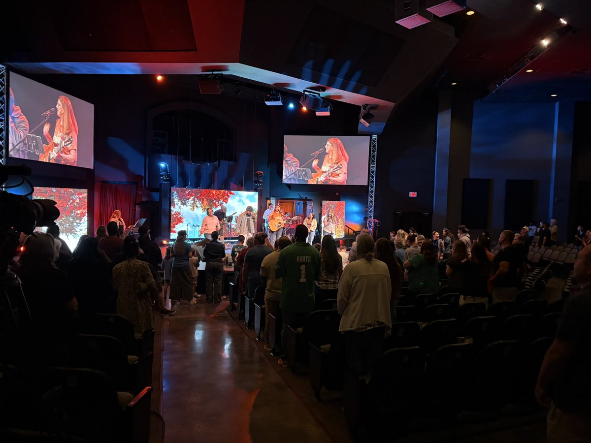 TimDeatrick's tweet photo. Great weekend with Point Harbor Church in Chesapeake, VA creating future sustainability through a foundation! #mortarstone https://t.co/u7jR1RWKLs