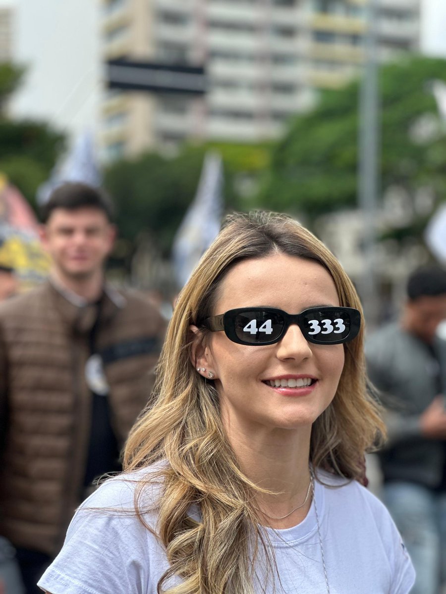 Amanda Vettorazzo tweet media