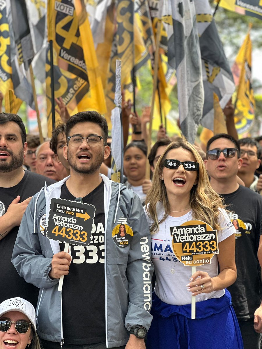 Amanda Vettorazzo tweet media