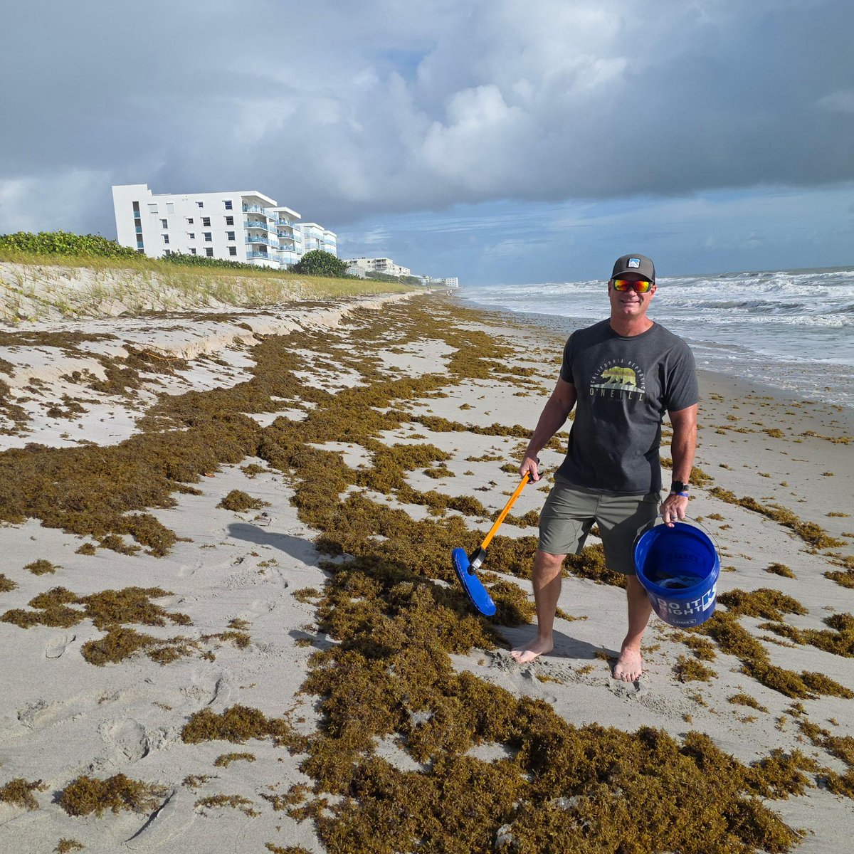 Duane Bennish, of Elastec, recently participated in the Keep Brevard Beautiful beach cleanup. He filled three 5 gallon buckets. Great work Duane!
#KeepBrevardBeautiful #EnvironmentalStewardship #MarineDebris #PlasticPollution #Elastec