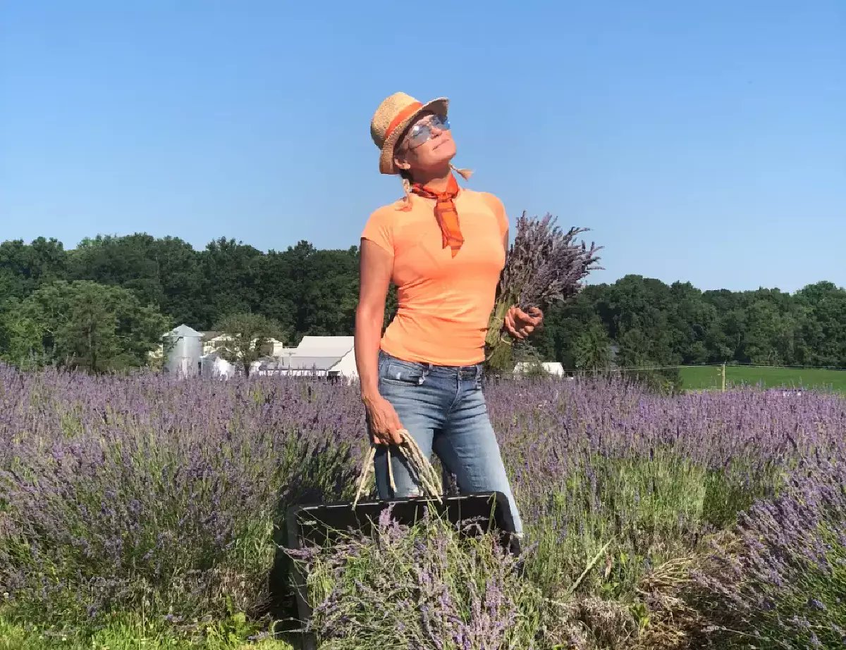 The former model and Bravo alum has listed her 30-acre equestrian estate and lavender farm near New Hope, Pennsylvania, for $10.88 million. The Wall Street Journal first reported the listing. michelle-porter.cb1.info/up7287