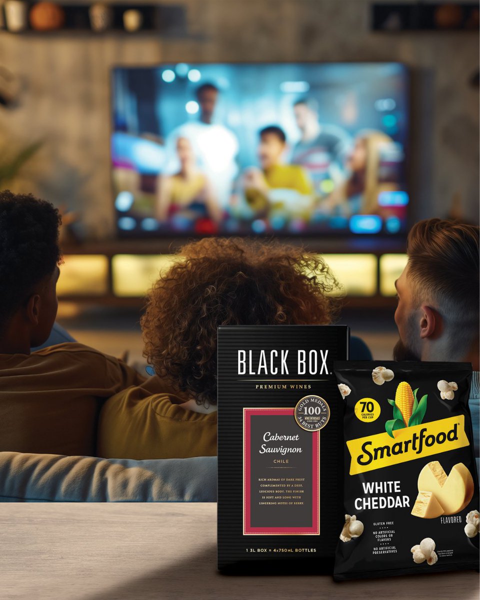 blackboxwines's tweet photo. Try these Black Box and Smartfood® pairings with your fall movie night! What’s your go-to combo for spooky szn? https://t.co/i8Kqrh1hcA