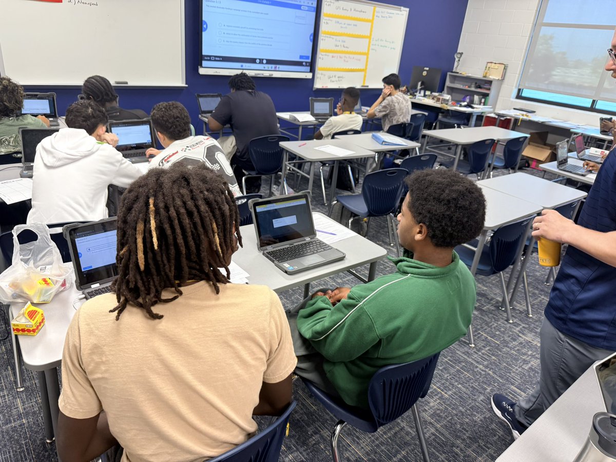 Lauren Garner tweet media