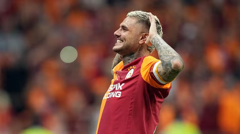 The one and only 🫶🏻
<a href="/MauroIcardi/">MauroIcardi</a> 
#WeLoveYouMauroIcardi