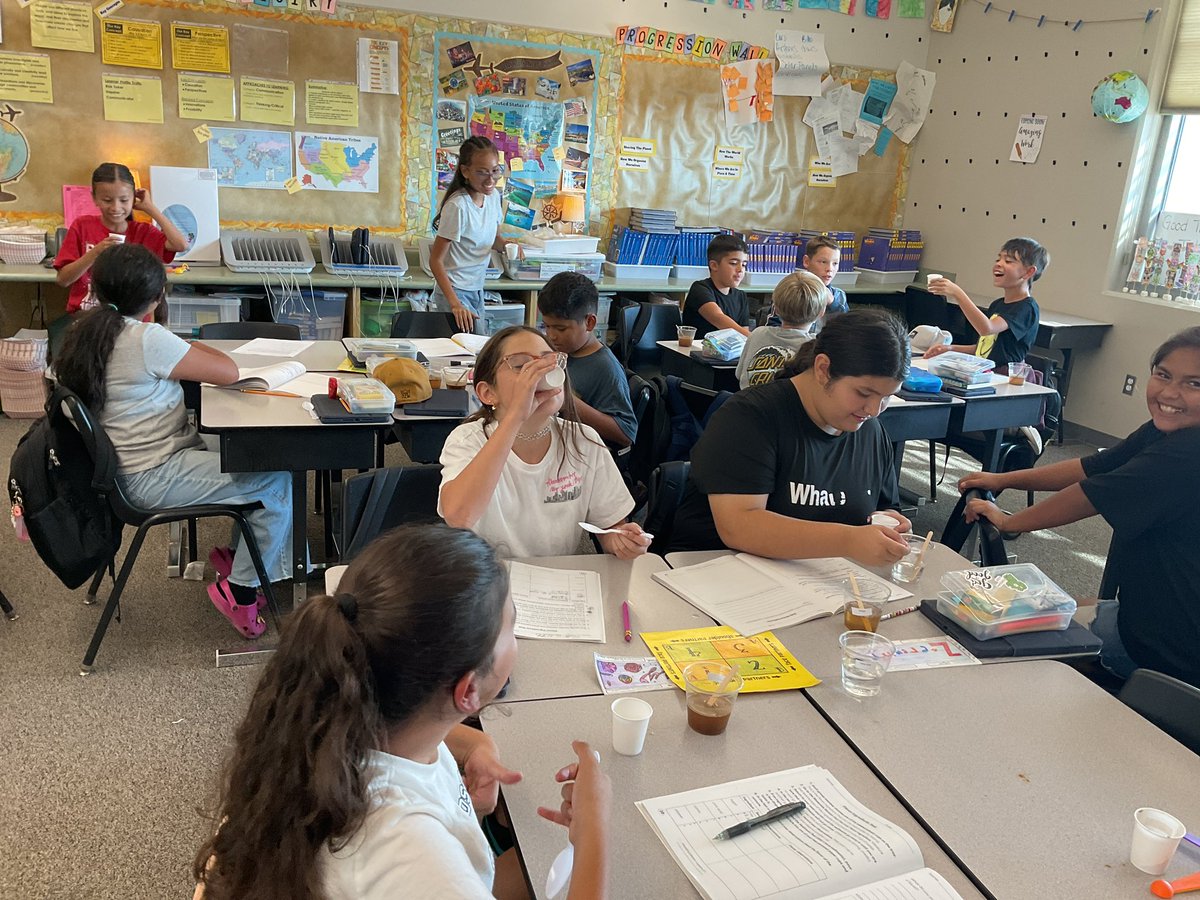Food Scientists in action! #modelingmatter #whathappenswhenasoilddissolvesinaliquid #BurtonExperience <a href="/BurtonSchools/">Burton Schools</a> <a href="/Guerrerotweets/">Rosa Guerrero</a>