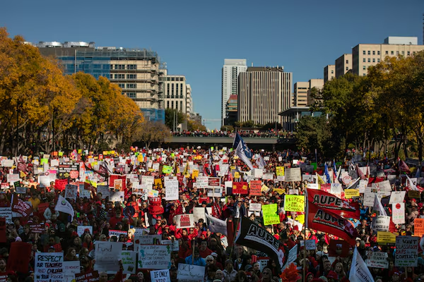 Martyupnorth_2's tweet image. They&apos;re not asking for better desks, faster computers, more writing supplies, or cleaner classes.  Nothing like that. They just want more money for themselves.