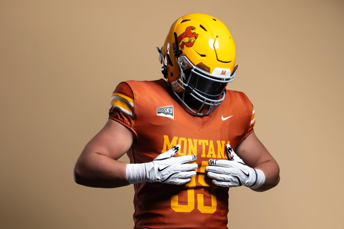 MontanaGrizFB's tweet image. 𝑯𝒂𝒊𝒍 𝑪𝒐𝒑𝒑𝒆𝒓, 𝑺𝒊𝒍𝒗𝒆𝒓, 𝑮𝒐𝒍𝒅 🟠🟡

Ready to party like it&apos;s 1995 👏

#GoGriz