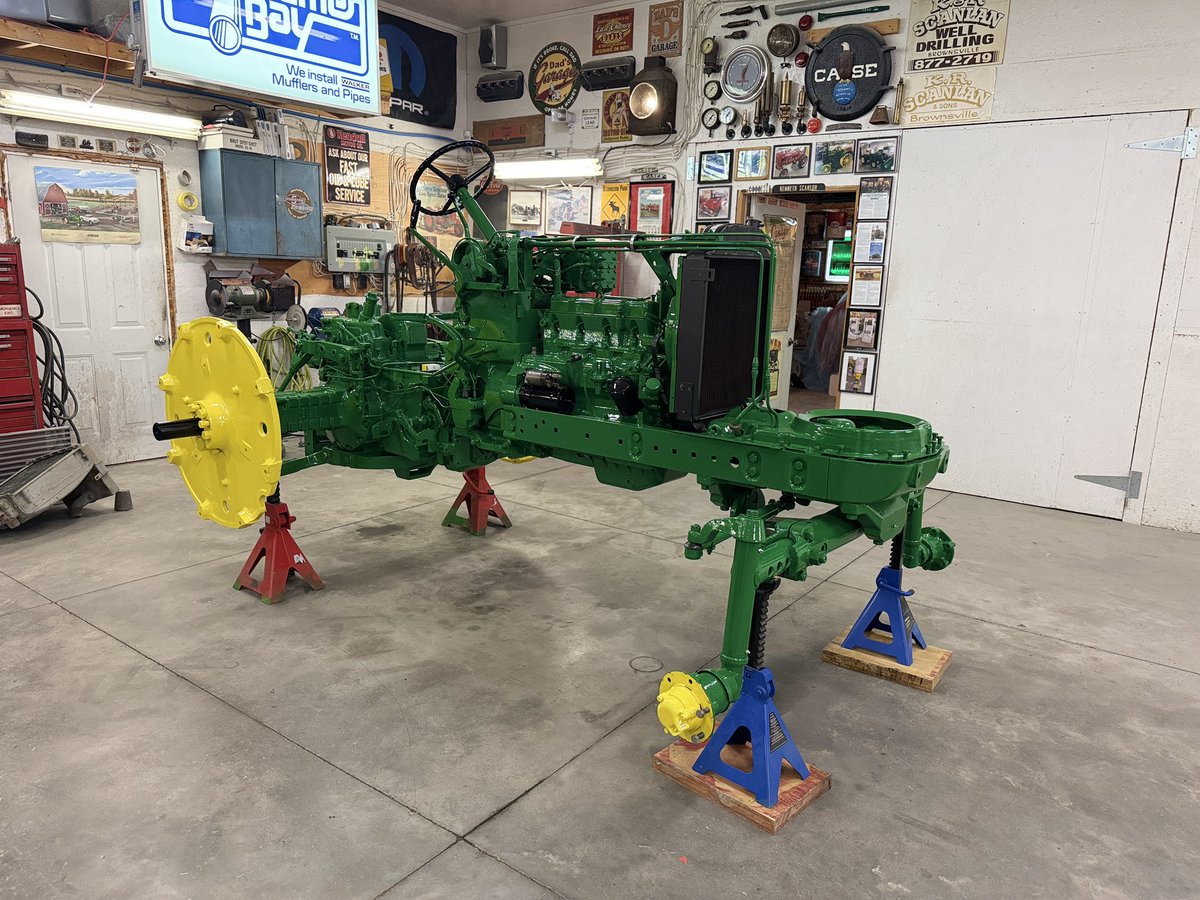 ScanlanTractor's tweet image. 2510 is coming together