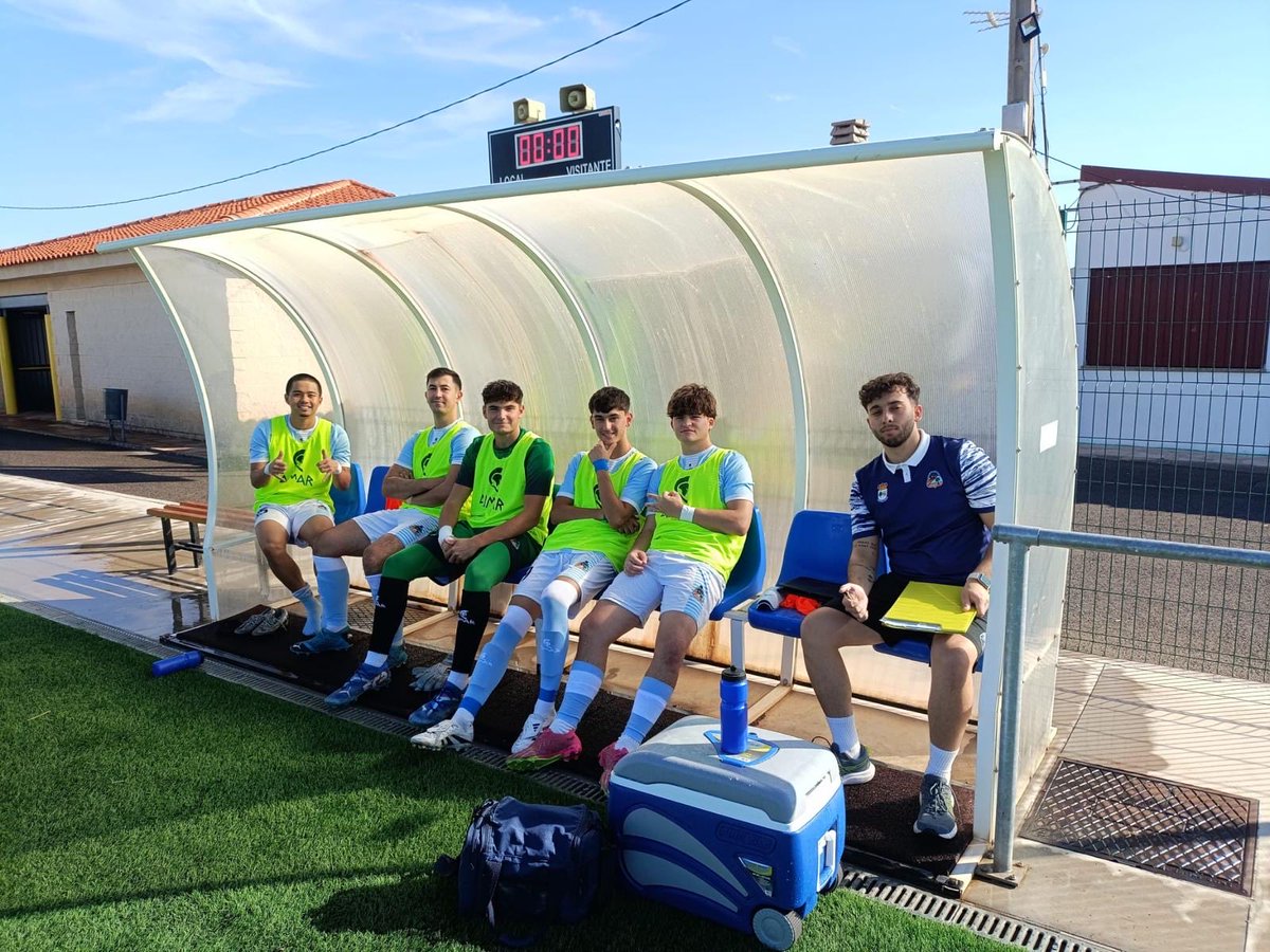 🏁 ¡Final del partido!

⚽️ @advalenzuela 3 - 1 @udlafuente ⚽️

💪🏻 ¡A seguir trabajando!