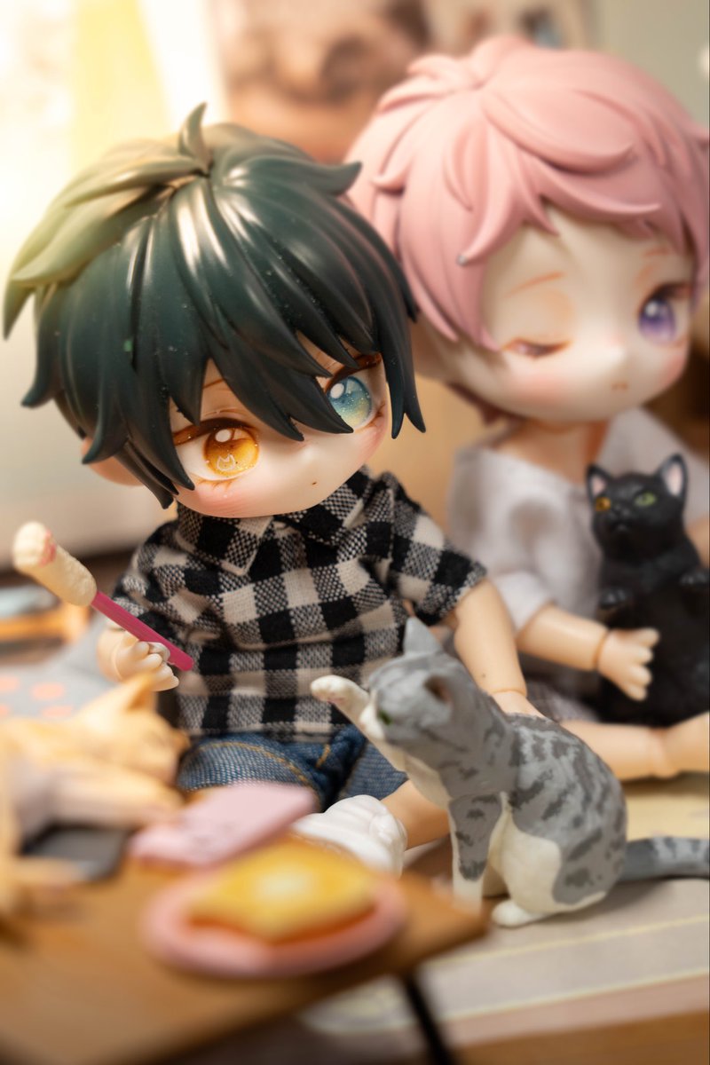qtbambi_'s tweet photo. #あんスタ
#ねんどろいどどーる  #ねんどり #影片みか #斎宮宗 #Valkyrie

🐈‍⬛🐈 https://t.co/V4mbO3753n
