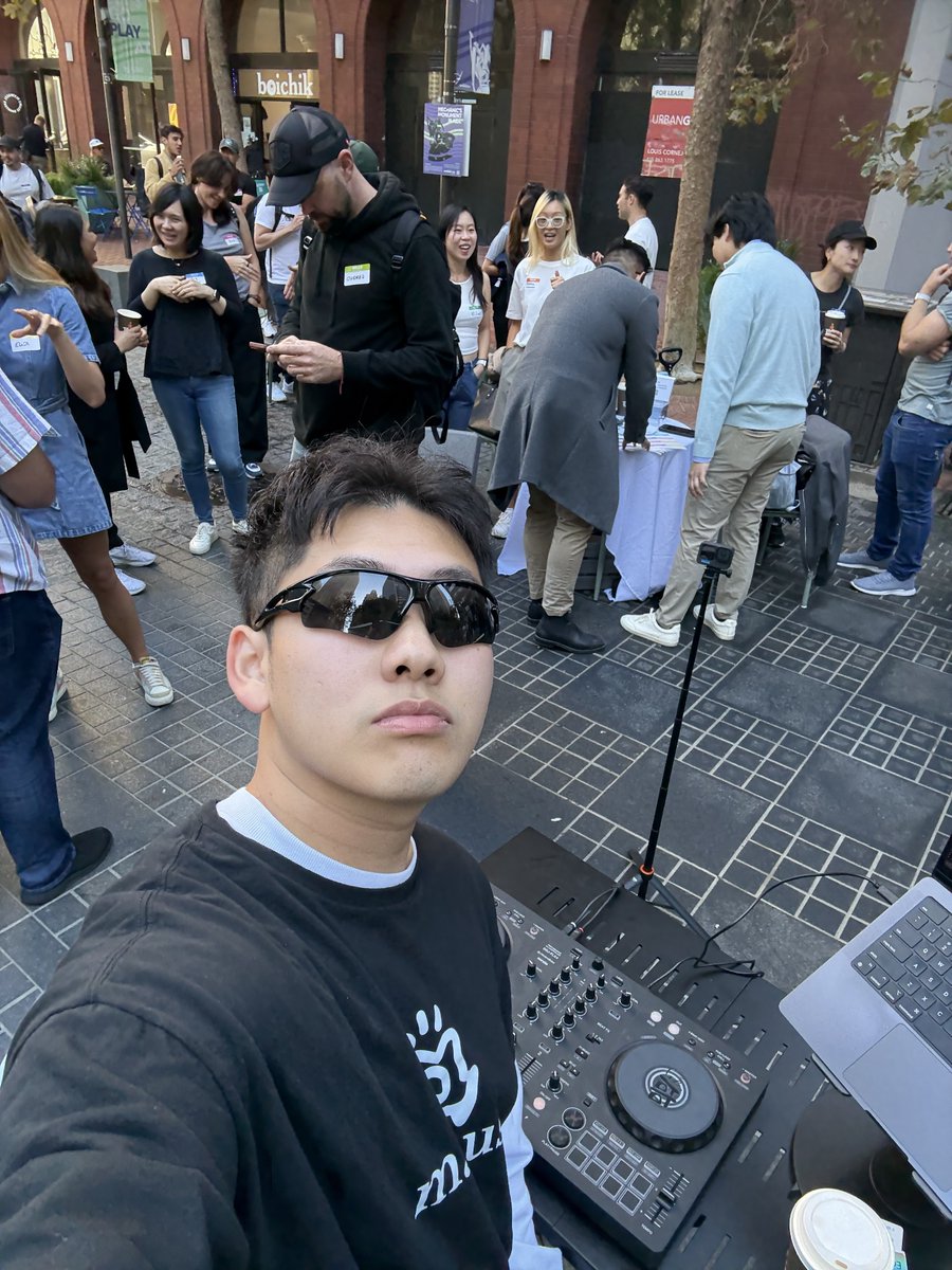 ManusAI_HQ's tweet image. Victor here from Manus team taking over this account!! Playing a quick morning DJ set and kicking off SF tech week with some good vibeeezz🤣

Come grab a coffee and chat @ 488 Market St (Mechanics Monument Plaza) 

Let&apos;s have fun :P