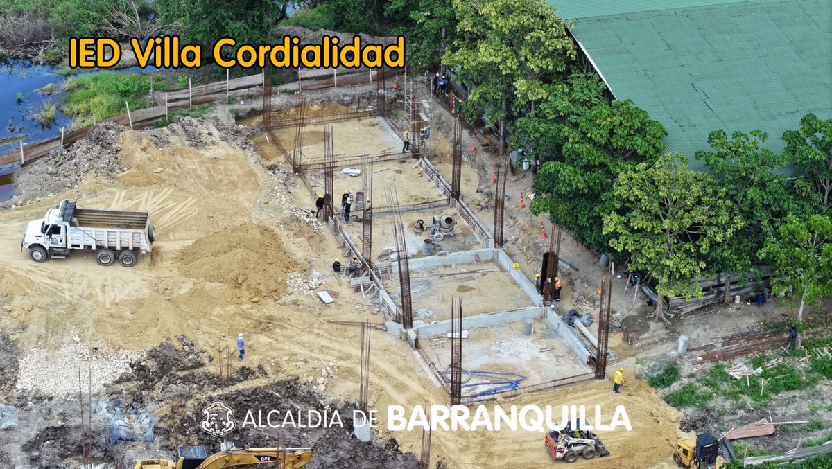 AnaMariaAljure's tweet photo. 🏗️📚 ¡A paso firme avanza la transformación de nuestros colegios en Barranquilla!

Hace unas semanas el alcalde @AlejandroChar puso en marcha 4 grandes proyectos del Plan de Mejoramiento de Infraestructura Educativa de @alcaldiabquilla.👏🏼 Te mostramos avances de cómo van estas intervenciones. Hoy son obras, mañana serán aulas llenas de oportunidades para miles de niños y jóvenes. Este plan incluye la renovación, ampliación e intervención de varias instituciones educativas de la ciudad 🫶🏻.