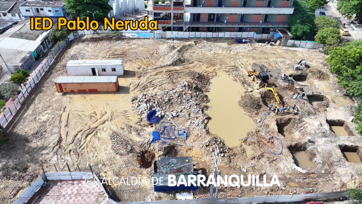 AnaMariaAljure's tweet photo. 🏗️📚 ¡A paso firme avanza la transformación de nuestros colegios en Barranquilla!

Hace unas semanas el alcalde @AlejandroChar puso en marcha 4 grandes proyectos del Plan de Mejoramiento de Infraestructura Educativa de @alcaldiabquilla.👏🏼 Te mostramos avances de cómo van estas intervenciones. Hoy son obras, mañana serán aulas llenas de oportunidades para miles de niños y jóvenes. Este plan incluye la renovación, ampliación e intervención de varias instituciones educativas de la ciudad 🫶🏻.