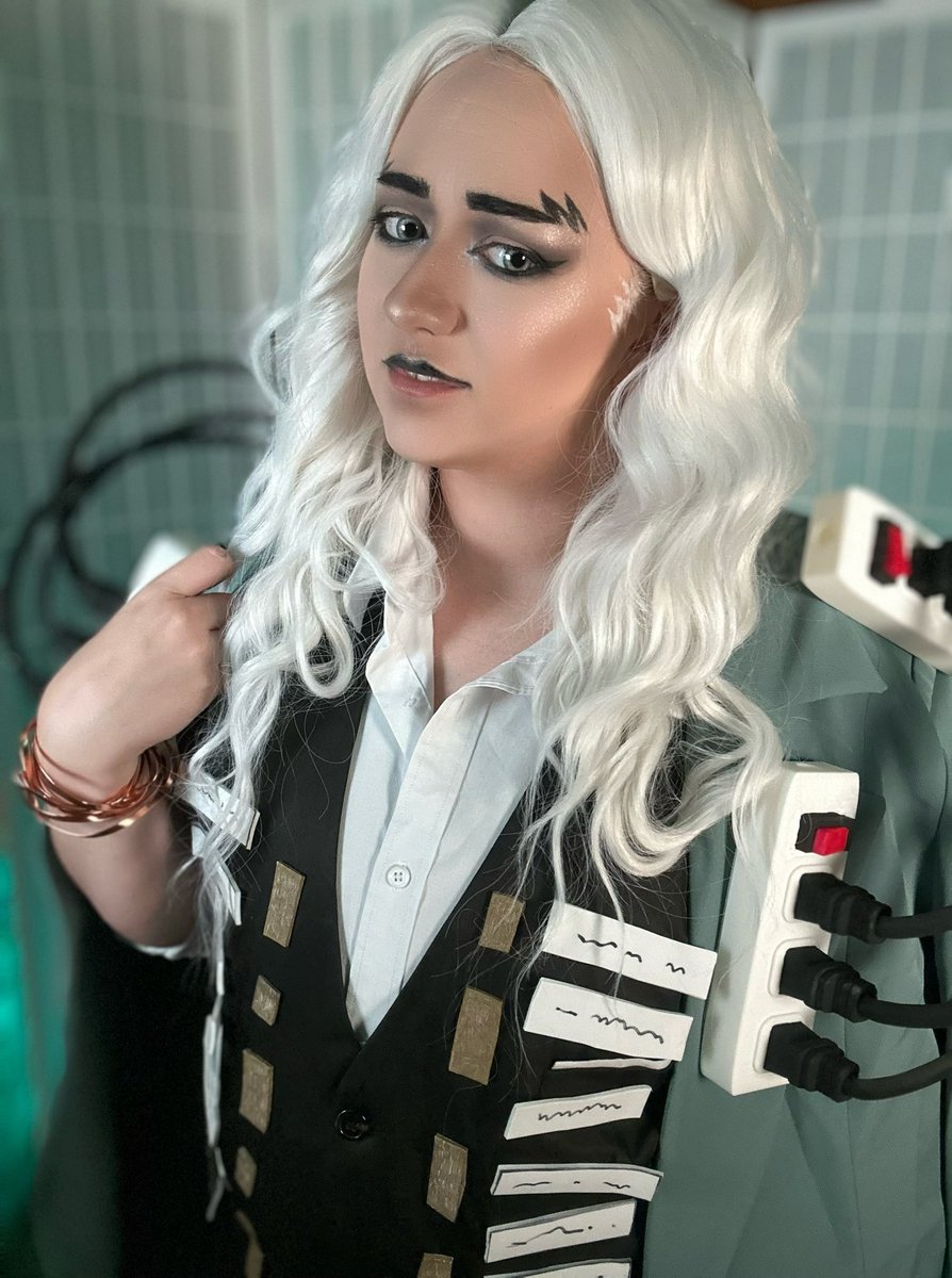 mochaleela's tweet photo. Live wire! You look electrifying as usual. 🤭⚡️

#cosplay #dateeverything #voltcosplay #voltdateeverything https://t.co/Vs0Bo20AXh