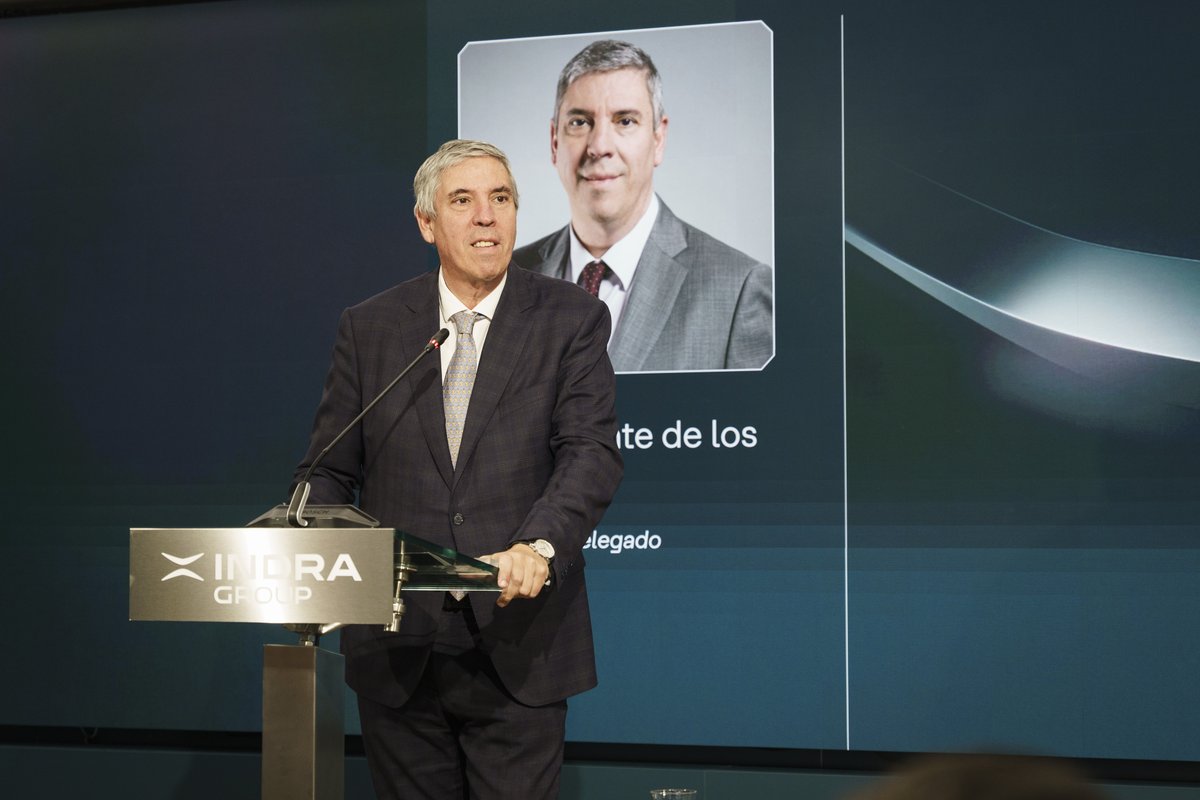 IndraCompany's tweet photo. Ángel Escribano, presidente de Indra Group: “La Formación Profesional y el talento técnico son clave para liderar la reindustrialización de España” #TalentoFP
Nota de prensa🔗 https://t.co/TASoah5zmi https://t.co/2613aGng7v