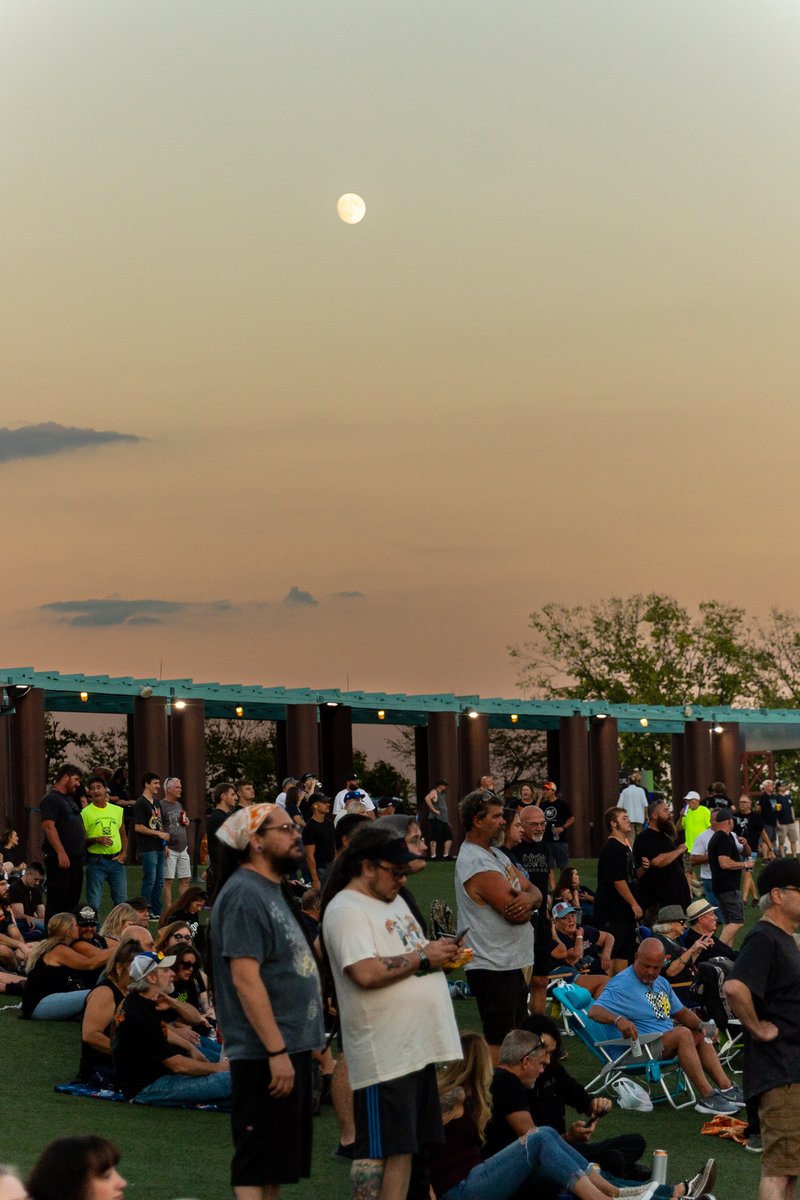 This is the painkiller: Judas Priest + Alice Cooper + Corrosion Of Conformity 🤘

📷 Alexander Pirro
