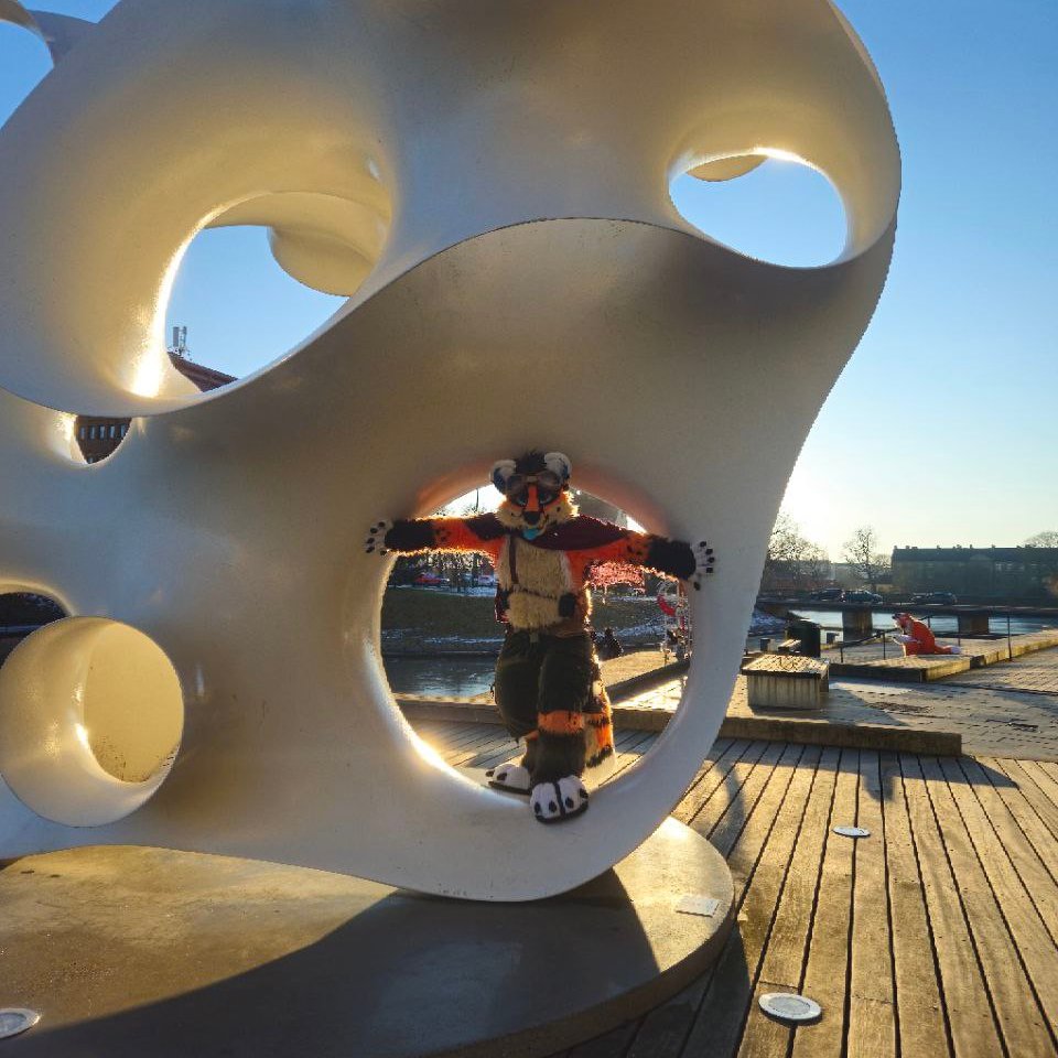 NFC Part 2!?!? I can't miss my birthday con! 
Who will I see there and celebrate with in 2026? 😋
📸: <a href="/Enarpy/">Enarpy</a> #NordicFuzzCon