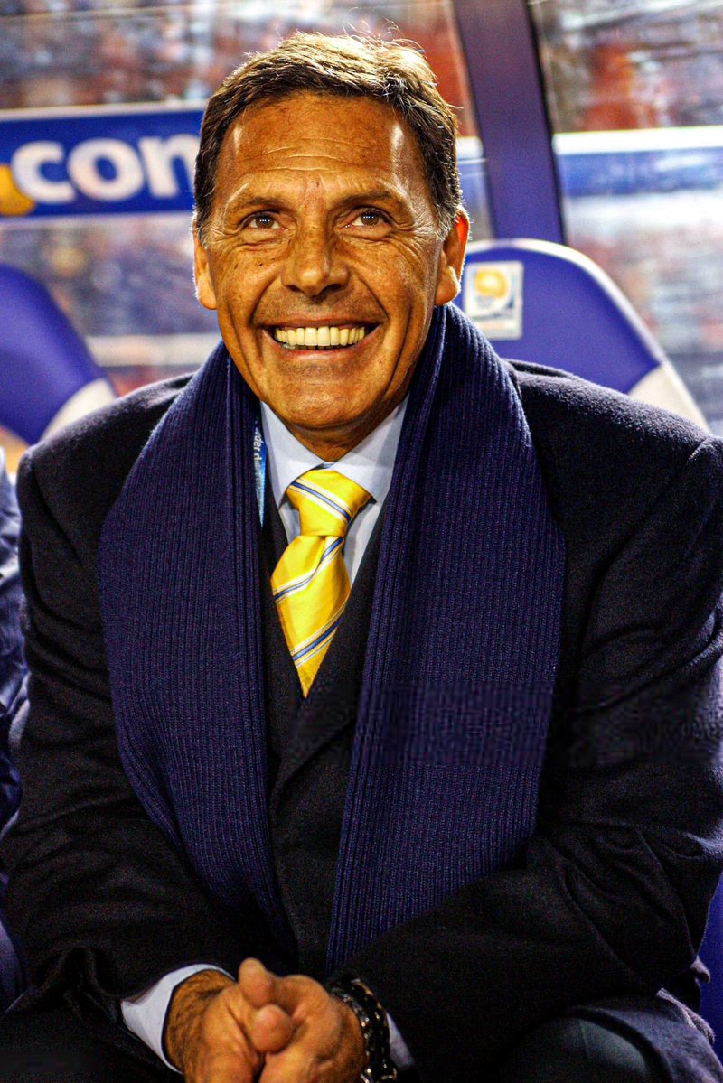 AtaqueFutbolero's tweet image. El estado de salud de Miguel Ángel Russo es delicado.
Permanece internado en su casa, en contacto con jugadores y cuerpo técnico, intentando revertir una situación que lo tiene débil.
Lo confirma @Tato_Aguilera.
Fuerza, Miguel. 🙏🤍