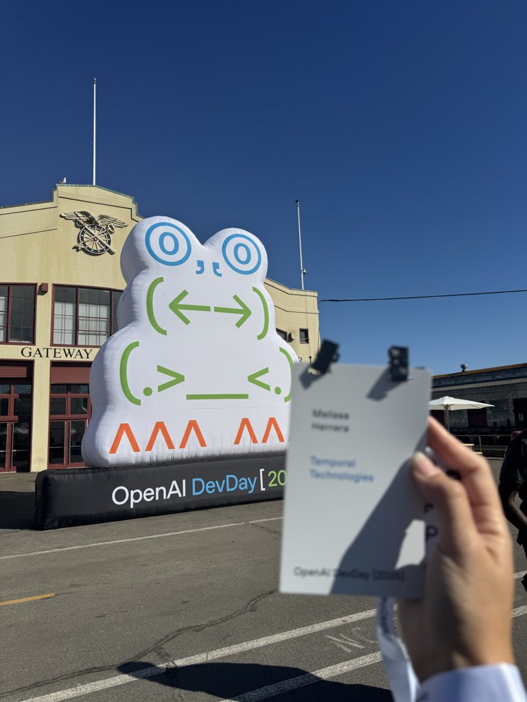 MelGoesTech's tweet image. Hello @OpenAI #DevDay2025!!! We’re here~

  @..@
 (&amp;lt;—&amp;gt;)
(.&amp;gt;__&amp;lt;.)
^^^  ^^^
#froge