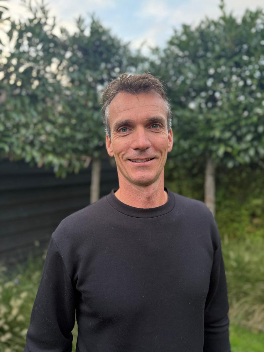 BESTUUR 🔨 l Erik van den Hoogen nieuw bestuurslid Algemene Zaken

ijsselmeervogels.nl/nieuws/algemee…