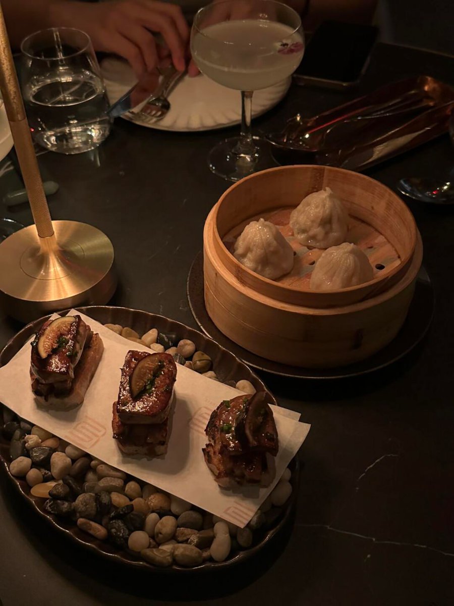 Game68636786's tweet photo. 🍽️✨ Monday dinner, simple but classy. https://t.co/3V6P549ehp