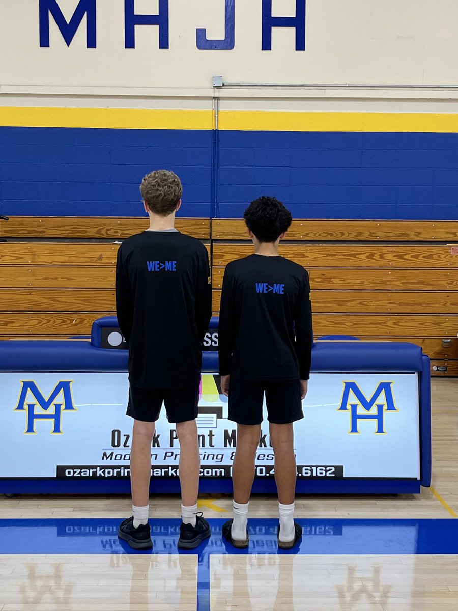 We would like to thank Shark Creek Graphics for providing our shooting tops for our 8th grade squad! ✈️