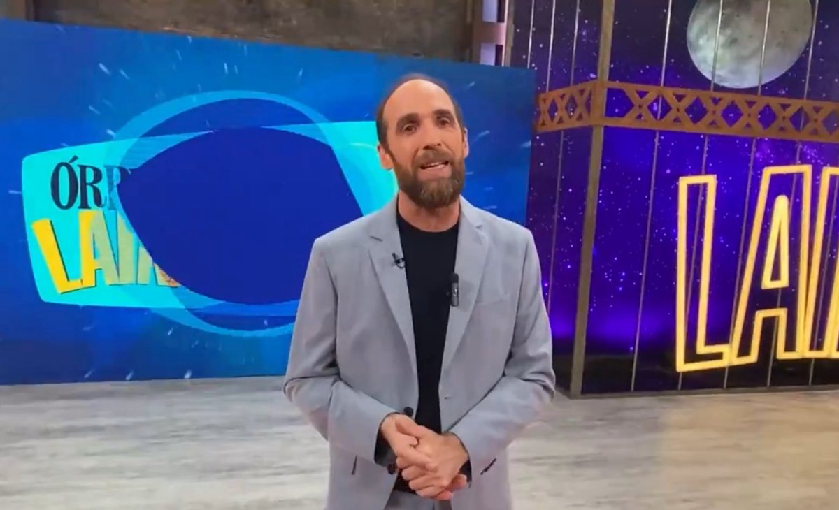 🇯🇪| La divulgación científica supone una vuelta de tuerca a la actividad científica, que la hace más cercana y amena. Y ahí, <a href="/edusadeci/">Eduardo Sáenz de Cabezón</a> es un genio.

🔹 Por su contribución a la difusión del conocimiento, el matemático y divulgador logroñés recibe hoy en la sede del Centro