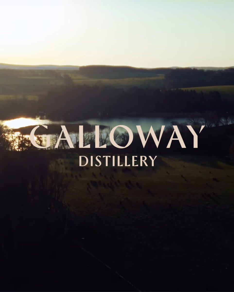 Pam1904_'s tweet image. So proud of Sam Heughan and his Galloway Distillery – you can truly feel his passion and joy! 🥃💙 @SamHeughan @gall_Distillery