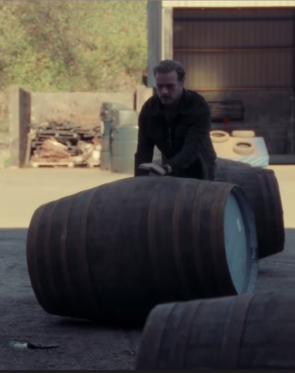 Pam1904_'s tweet image. So proud of Sam Heughan and his Galloway Distillery – you can truly feel his passion and joy! 🥃💙 @SamHeughan @gall_Distillery