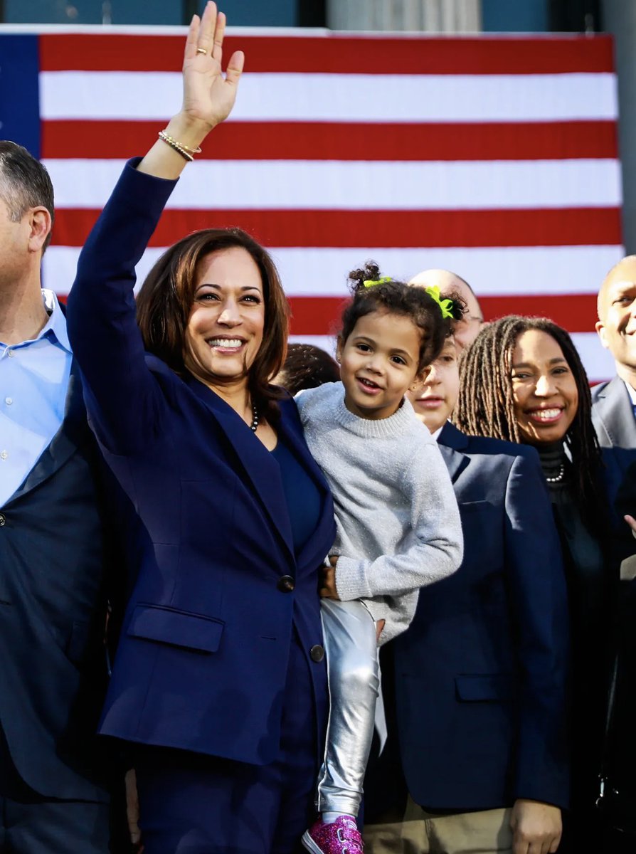 Minnesota Hand Count Uncovers 6-8%
Shift in Election Results
District 8 counted their ballots by hand, and the down-ballot anomalies disappeared. Again, math doesn't lie.
People do.

open.substack.com/pub/thiswillho…