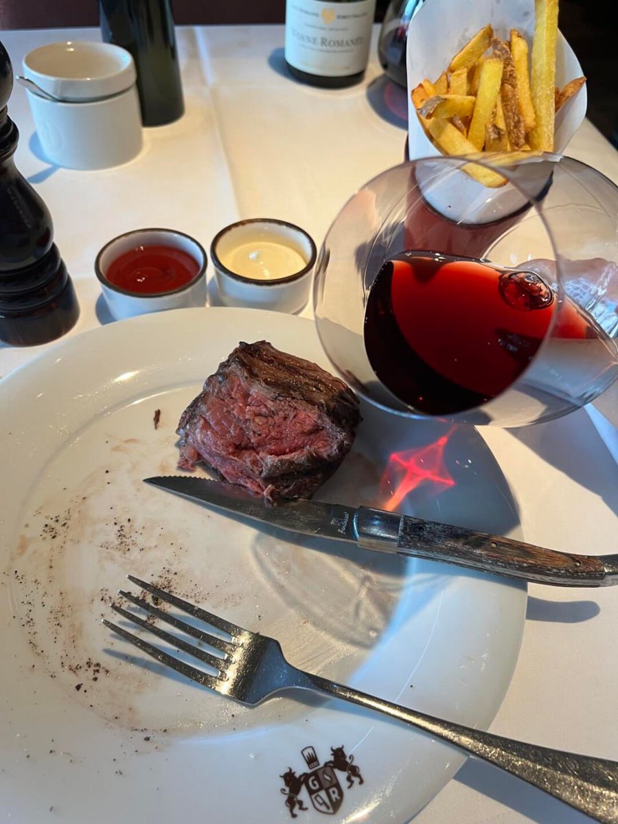 ssl883's tweet photo. Recharging with a quiet dinner 🧘‍♀️🍛 https://t.co/T3Br1P1Etf