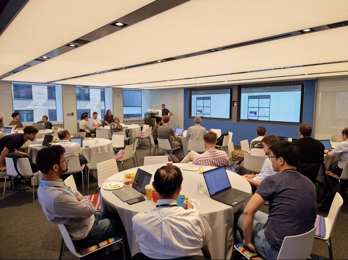 TechAtBloomberg's tweet image. Join us for a Jupyter Open Studio Day we're hosting in our #SF Engineering office on Monday, November 10; it'll be a mix of "office hours" with @ProjectJupyter core developers + a chance to explore ideas about the #Jupyter ecosystem with others
bloom.bg/489mRmA
#opensource