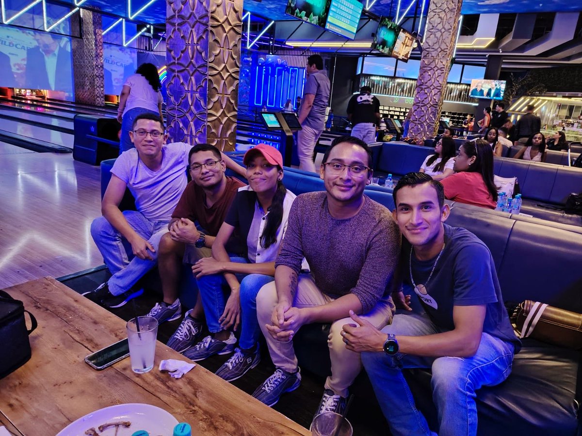 MedcomGH's tweet photo. El pasado 2 de octubre vivimos la emocionante culminación de nuestra Liga de Bolos. 🎳

Gracias a todos los que se sumaron en esta temporada. Se parte de todas las actividades organizadas para tí. 🤗

 #MedcomGH #SomosGreatPlacetoWork #UnExcelenteLugarParaTrabajar https://t.co/Ax5yLA3JYK
