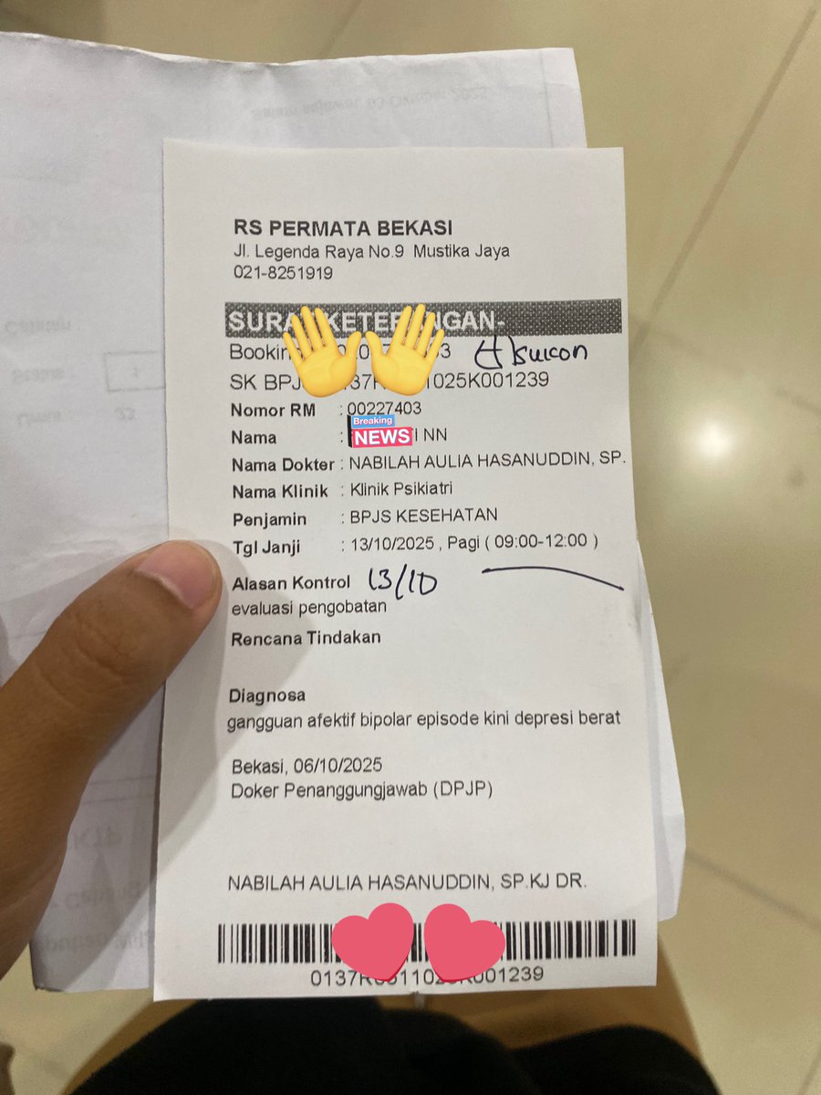 chxxyr's tweet photo. akhirnya aku ke psikiater :)) https://t.co/ncaH9KJOV8