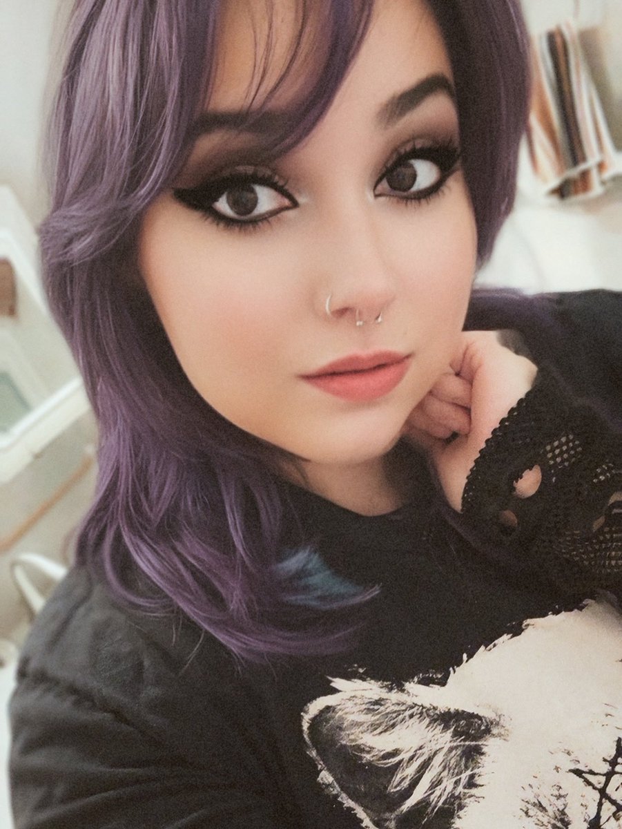 𝔟𝔢𝔩𝔩𝔞☾ tweet media