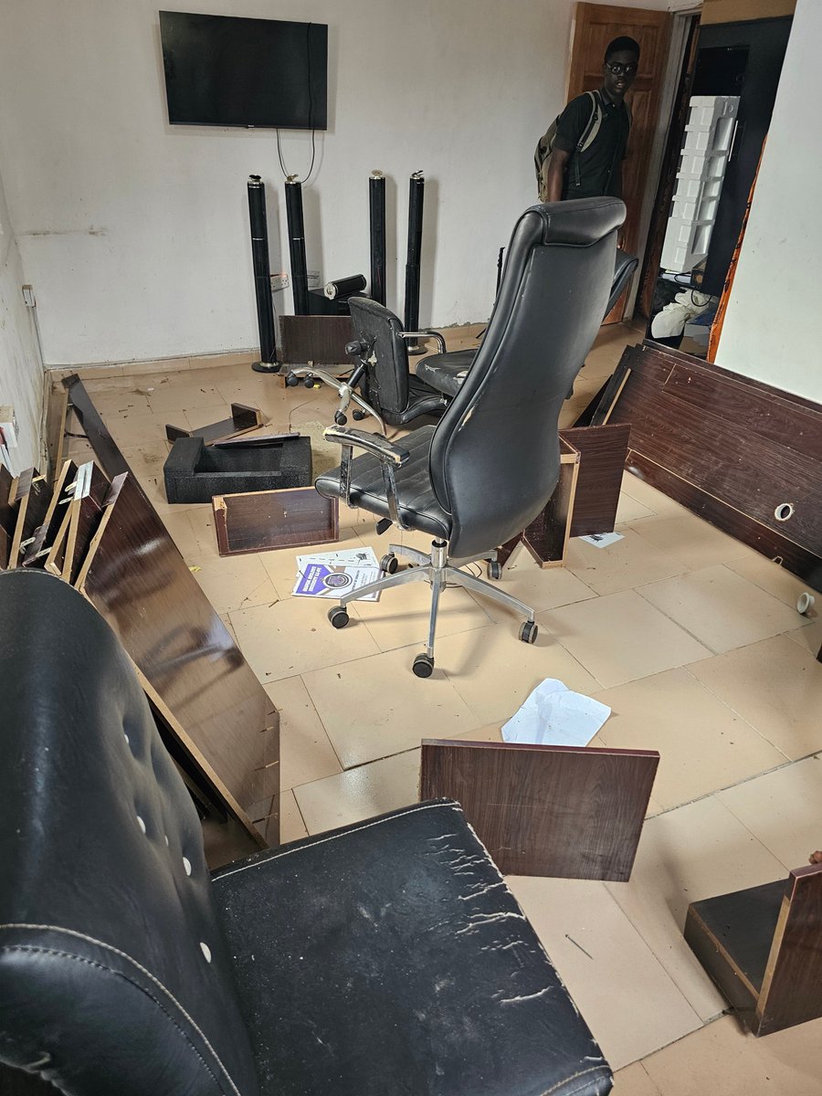 Imagination_AS's tweet image. Old workstation
It&apos;s been a very busy week