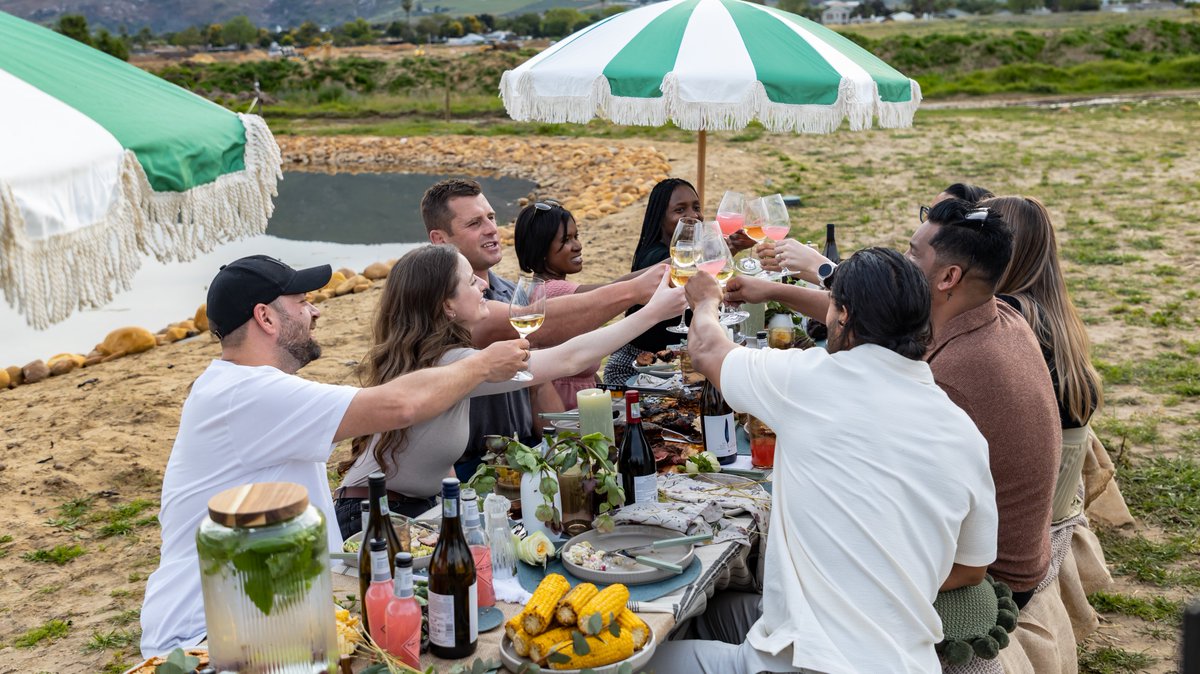 Thank you for tuning in to #MyDesignRules Season 2! Our design duos are already getting their hands dirty, and the race is on to complete the first room. 
Are you as excited as us to follow their journey?